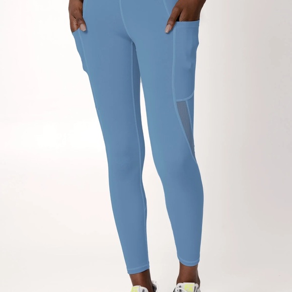 NWT Pineapple Clothing Cassi leggings with pockets - Sky Blue - Picture 3 of 5